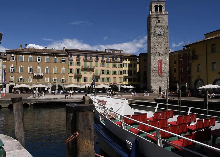 Hotel Centrale Riva del Garda